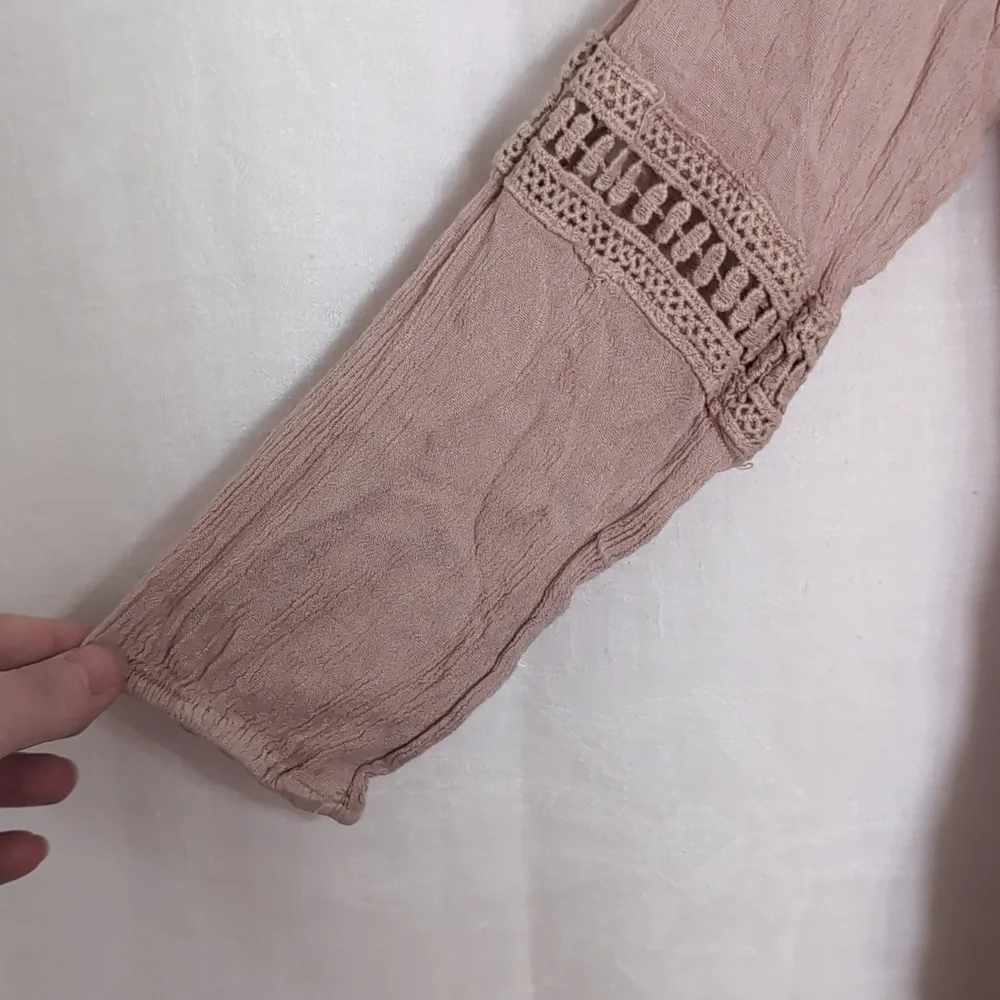 Vintage Cute Options Blush Pink Rayon Embroidered Long Sleeve Blouse Size Medium - Picture 5 of 6